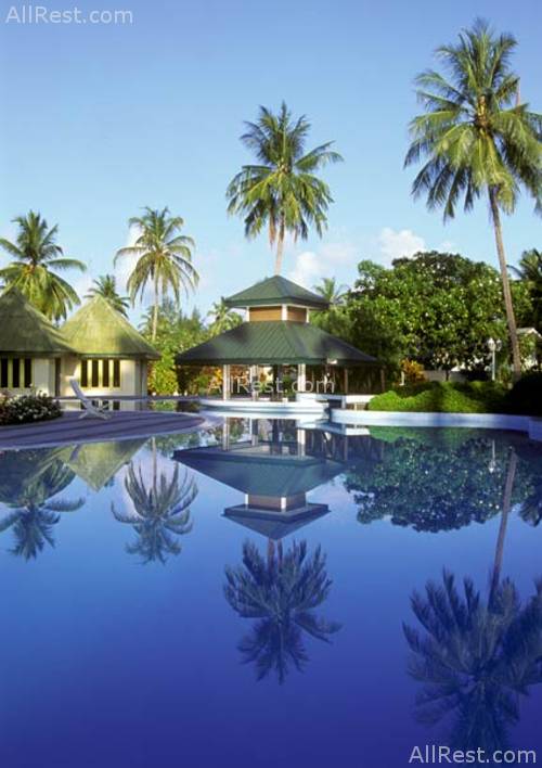 Equator Village 9